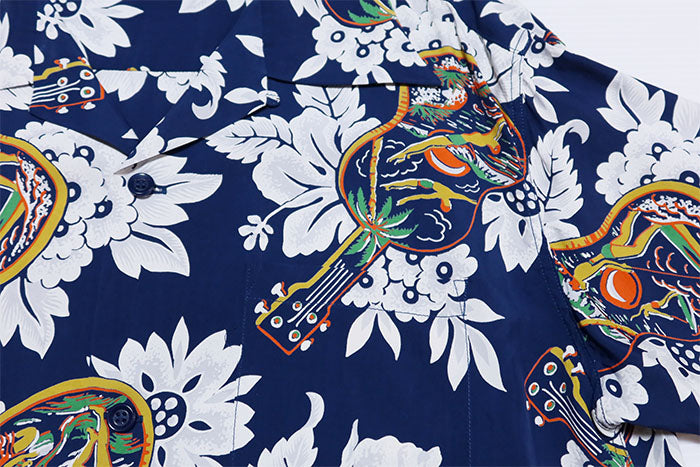 SUN SURF Aloha Shirt Short Sleeve UKULELE MELODY Hawaiian Shirt Made in Japan SS39613