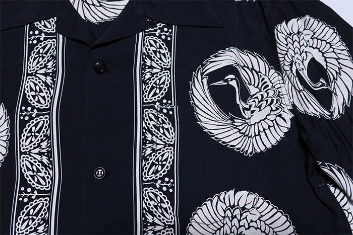 SUN SURF Aloha Shirt ORIENTAL BORDER Crane Short Sleeve Rayon Hawaiian Shirt Made in Japan SS39629 Black Blue